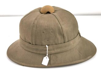 Tropenhelm Wehrmacht, Ausführung in oliv....