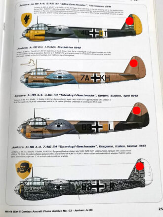 Word War II Combat Aircraft Photo Archive No. 01 "Junkers Ju 52/3m", englisch/deutsch