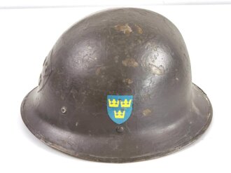 Schweden, Stahlhelm Modell  M21 (16). Originallack, gebraucht