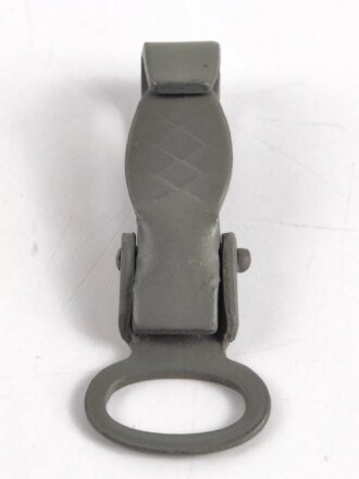 Eiserner Haken für eine Feldflasche der Wehrmacht
