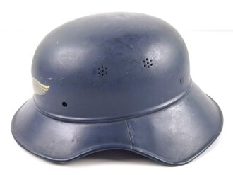 Stahlhelm Luftschutz, wohl ungetragenes Stück in...