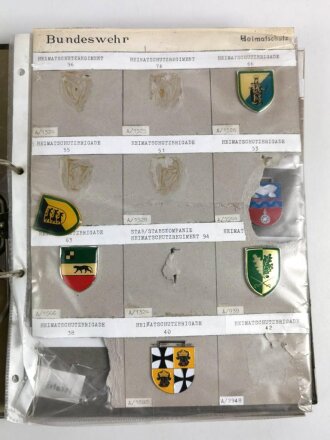 Bundeswehr, Sammlung Brustanhänger Auflagen, meist aufgeklebt, 60 Stück