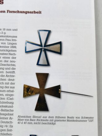 "Orden und Ehrenzeichen, Das Magazin für Sammler und Forscher" Jahrbuch 2001, minimal gebraucht