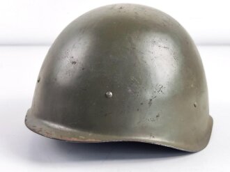 Russland nach 1945, Stahlhelm Modell 1940 aus der Zeit des "Kalten Krieges". Gebraucht, Innenfutter falsch eingebaut.