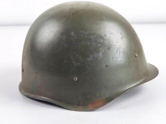 Russland nach 1945, Stahlhelm Modell 1940 aus der Zeit des "Kalten Krieges". Gebraucht, Innenfutter falsch eingebaut.