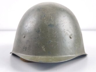 Russland nach 1945, Stahlhelm Modell 1940 aus der Zeit des "Kalten Krieges". Gebraucht