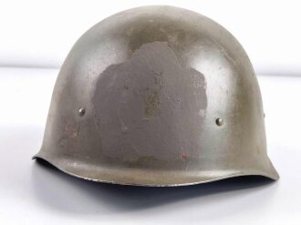 Russland nach 1945, Stahlhelm Modell 1940 aus der Zeit des "Kalten Krieges". Gebraucht