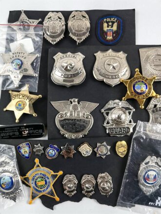 Polizei USA, Konvolut Polizei Abzeichen, alles neuzeitliche REPRODUKTIONEN