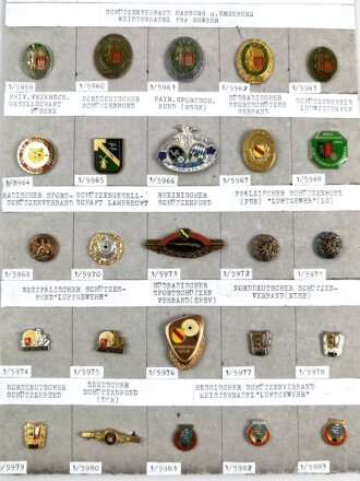 Deutschland nach 1945, 25 Stück Abzeichen zum Thema Schützenvereinigungen, die Nadeln alle Vorhanden