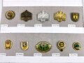 Deutschland nach 1945, 16 Stück Abzeichen zum Thema Schützenvereinigungen, die Nadeln alle Vorhanden