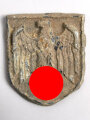 Adlerschild zum Tropenhelm der Wehrmacht. Ungereinigter Bodenfund