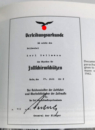 "Fallschirm-Jäger RGT. 3 - Eine Chronik in Bildern" Band 2: Die Kriegseinsätze 1941-1945, 672 Seiten, ca. DIN A5, gebraucht, deutsch/englisch