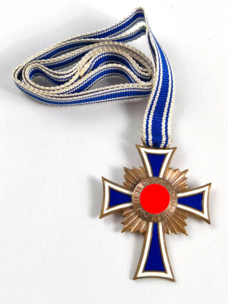 Ehrenkreuz der Deutschen Mutter ( Mutterkreuz ) in Bronze an langem Band, sehr guter Zustand
