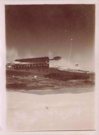 Foto "Manzell 1900" Die schwimmende Luftschiffhalle. 9 x 12cm