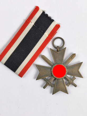 Kriegsverdienstkreuz 2. Klasse mit Schwertern, Hersteller...