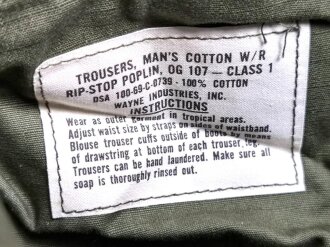 U.S. 1969 dated Trousers, Men´s Cotton WR Rip stop, Large short,  in unused condition