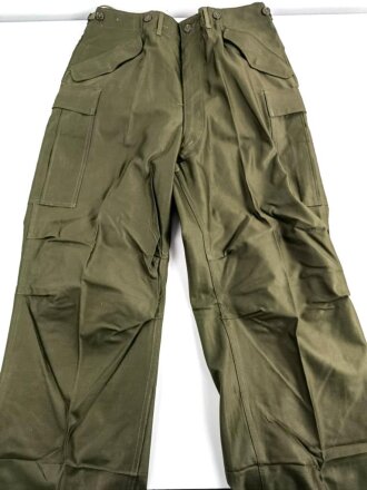 U.S. Trousers, Field, M 1951. Size Regaular Medium, unissued