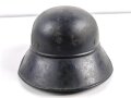 Stahlhelm Luftschutz. Originallack und Abzeichen