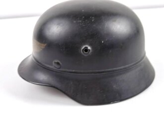 Stahlhelm Luftschutz, Originallack, Abzeichen gedunkelt, Innenfutter aus Ersatzmaterial, Q64