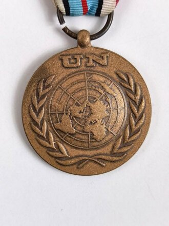 UNO, UN Ehrenmedaille Zypern Einsatz, Rückseitig mit...