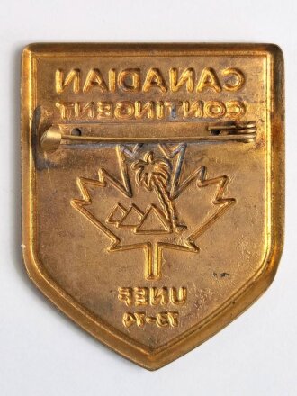 UNO Canada, Metallabzeichen " Canadian Contingent UNEF 73-79" Canada UN- Kontingent Sinai- Einsatz, Gesamthöhe 59 mm