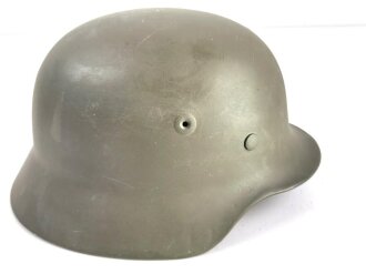 Bundesgrenzschutz Stahlhelm Modell 1940, leider unschlau überlackiert