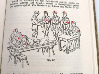 "HJ im Dienst" Ausbildungsvorschrift für die Ertüchtigung der Deutschen Jugend. 368 Seiten mit Widmung, datiert 1940