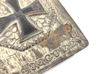 1.Weltkrieg, patriotisches Metallkistchen mit Eisernem Kreuz 1914. Originallack, ungereinigt, Maße 12 x 9 x 5,5cm