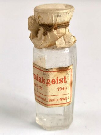 Glasbehälter "Salmiakgeist " Datiert 1940 , Höhe 8,5 cm