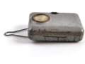 Einfache Taschenlampe ohne Bezeichnung. Originallack, Funktion nicht geprüft