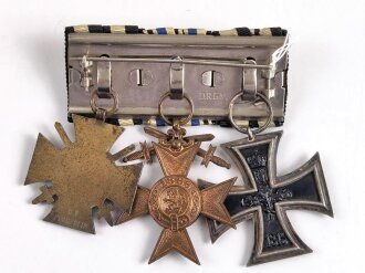 1. Weltkrieg, 3er Ordensspange " Eisernes Kreuz 2. Klasse 1914, Bayern Militärverdienstkreuz 3. Klasse mit Schwertern, Ehrenkreuz für Frontkämpfer " Spange Rückseitig mit D.R.G.M. Gestempelt