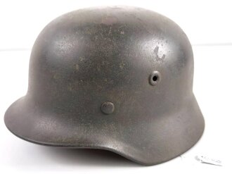 Heer, Stahlhelm Modell 1940 . Originallack, zusammengehörig, guter Zustand. Glocke Grösse 66, Innenfutter 59