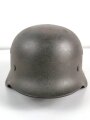 Heer, Stahlhelm Modell 1940 . Originallack, zusammengehörig, guter Zustand. Glocke Grösse 66, Innenfutter 59