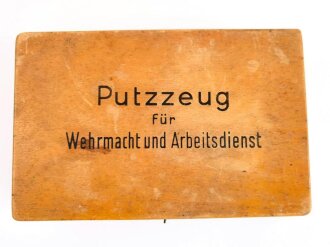 "Putzzeug für Wehrmacht und Arbeitsdienst" Holzbehälter in gutem Zustand, Maße 18 x 28 x 7,5cm