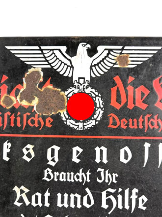 Emailleschild "Hier spricht die NSDAP" 64 x 78cm. Ungereinigtes Stück