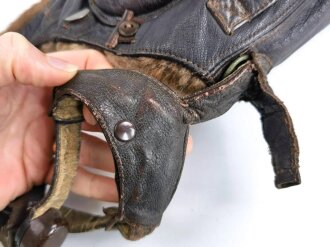 Luftwaffe, Winterkopfhaube für fliegendes Personal LkpW101,. Getragenes Stück, Kabel und Anschluss fehlen