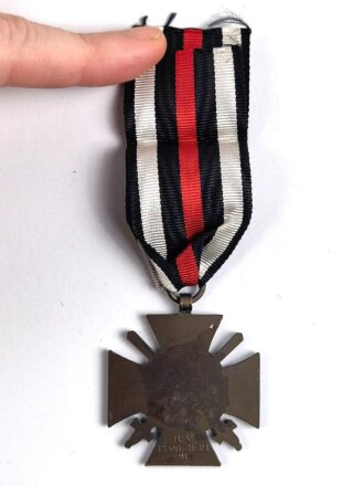 Ehrenkreuz für Frontkämpfer am Band mit Hersteller R.V. Pforzheim 21