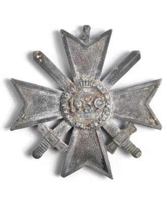 Kriegsverdienstkreuz 2. Klasse 1939 mit Schwertern, Bandring fehlt,Öse defekt, Zink, uzngereinigt