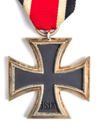 Eisernes Kreuz 2. Klasse 1939 am Band, ohne Hersteller, Hakenkreuz mit voller Schwärzung