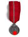 Medaille " Winterschlacht im Osten " am Band, ohne Hersteller, guter Zustand