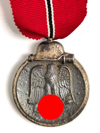 Medaille " Winterschlacht im Osten " am Band