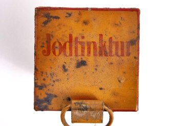 "Jodtinktur" Metallkasten Originallack, ungereinigt. Gehört ins Bodenfach des "Veterinär Arzneikasten 18/27" der Wehrmacht