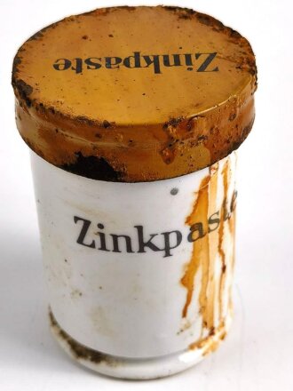 "Zinkpaste" Porzellankruke, ungereinigt....