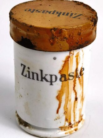 "Zinkpaste" Porzellankruke, ungereinigt....