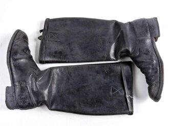 Paar Stiefel für Offiziere der Wehrmacht, ungereinigtes Paar in gutem Zustand, Sohlenlänge 30cm