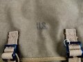 U.S. 1944 dated British made mussette bag in very good condition