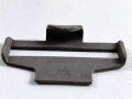 Eiserner Gegenhalt für einen Koppelriemen der Wehrmacht. Hersteller "A" für Assmann ,graublauer  Originallack. Sie erhalten ein ( 1 ) Stück