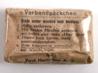 Verbandpäckchen für einen Verbandkasten, kleine Ausführung, Originalverpackt, datiert 1943