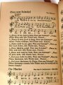 "Wir Mädel singen" datiert 1940, 224 Seiten, unter DIN A5, gebraucht