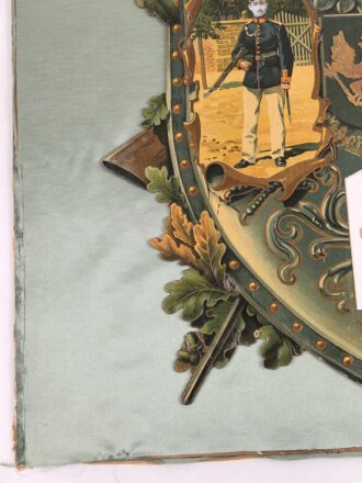 Schiesspreis Preussen, Infanterie Regiment 78. Erhabene Pappe auf Seide, Maße 68x85cm, das "Pickelhaubenemblem" liegt lose auf. Sehr dekorativ